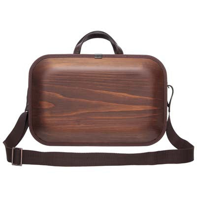 We put shoulder strap to our Brown line. More you use color change every day. Please enjoy the scent of real wood.■ Material: Cedar, cotton canvas, hides, urethane paint (water-repellent finish)■ Size: Approximately W18 X H12 X D2.8 inch, W18 X H15 X D2.8cm (including the handle)■ Weight: Approximately 930 g / 2 lbs■ Specifications: There are 2 middle sizes inner pocket at one side Double fastener make easy open and close B4 size documents storing is possible 17 inches of note PC storing is possible