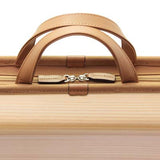 We made the Moca edge version, the same wood used as a plain version. More you use color change every day. Please enjoy the scent of real wood.