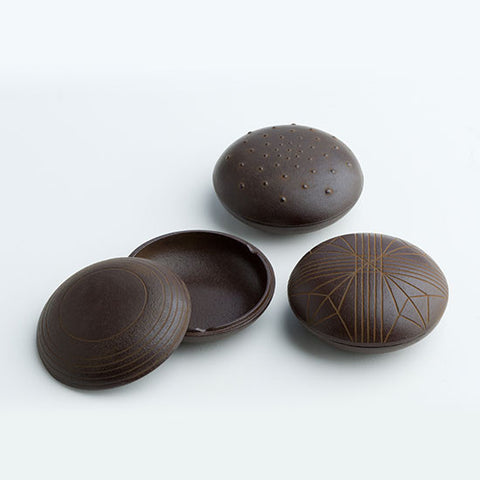 Iwate Japan Each Product is Hand Made Nambu ironware is said to have started around the middle of the 17th century, when the Nambu family, who were ruling the current northern part of Iwate prefecture, built Morioka castle and invited imoji and kamashi artisans from places such as Kyoto to have them make Buddhist altar articles, armor, and tea ceremony kettles as part of their plan to revitalize the city and promote cultural activities.