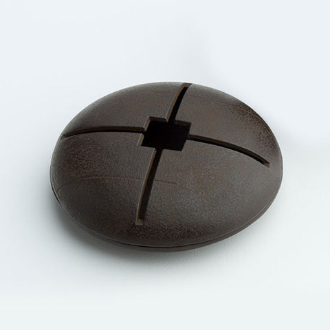 Iwate Japan Each Product is Hand Made Nambu ironware is said to have started around the middle of the 17th century, when the Nambu family, who were ruling the current northern part of Iwate prefecture, built Morioka castle and invited imoji and kamashi artisans from places such as Kyoto to have them make Buddhist altar articles, armor, and tea ceremony kettles as part of their plan to revitalize the city and promote cultural activities.