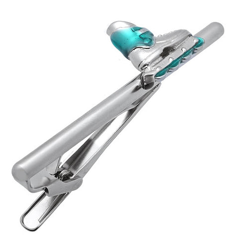 It's a cute Roller Blade Skating Tie Clips. Order this cute Roller Blade Skating The Clips Online and get delivered in a beautiful box. Size: Approximately 2 5/16" X 11/16" inch. Material: Tin alloy / Brass / Plating process / Epoxy resin. Color: Silver & Blue Green. Model: T0038. Buy this tie clip online and get free shipping anywhere in the USA.