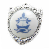 Royal Copenhagen Crest leaf Pin