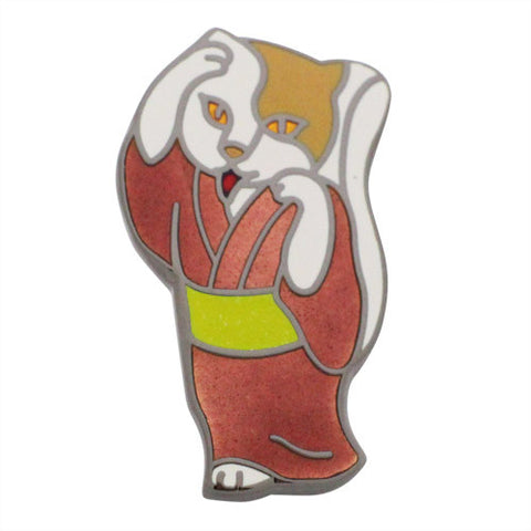 Nekomata Lapel Pins In ancient Japan, it was believed that an aged cat would gain magical power and turn into a monster. Such a cat was said to have a split tail and called nekomata. There is a tale in Fukagawa about a cat from Niigata that be-came Geisya
